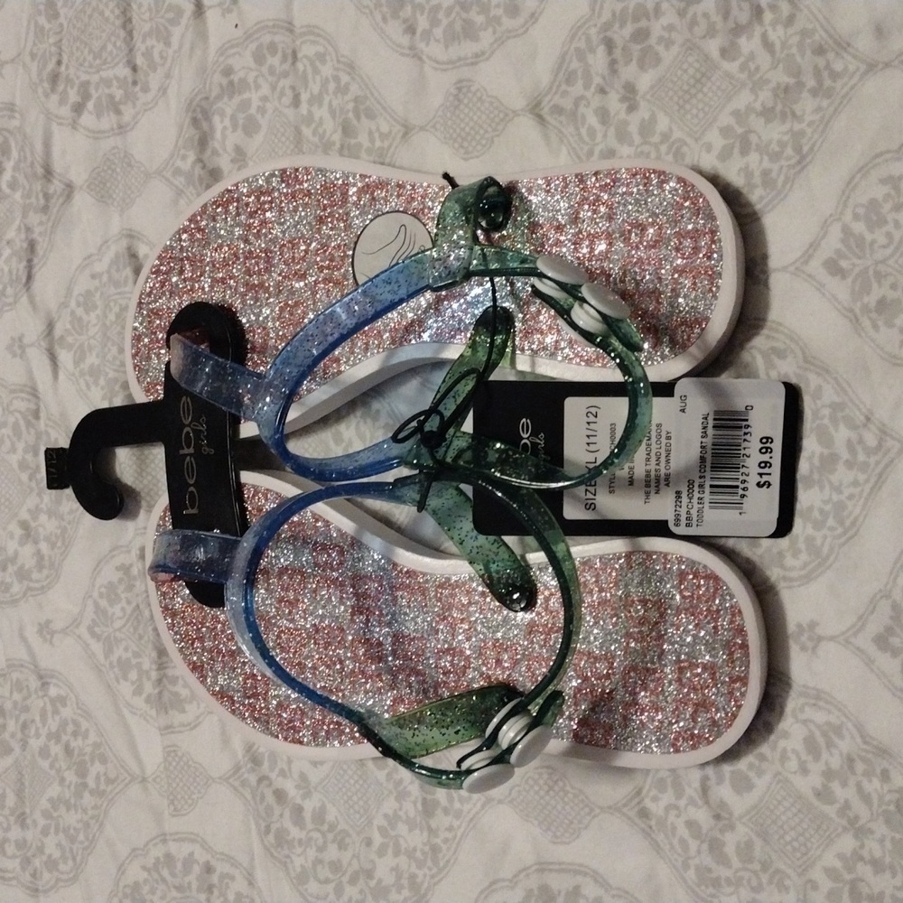 NEW Bebe Girls Comfort Sandals Size XL(11/12)